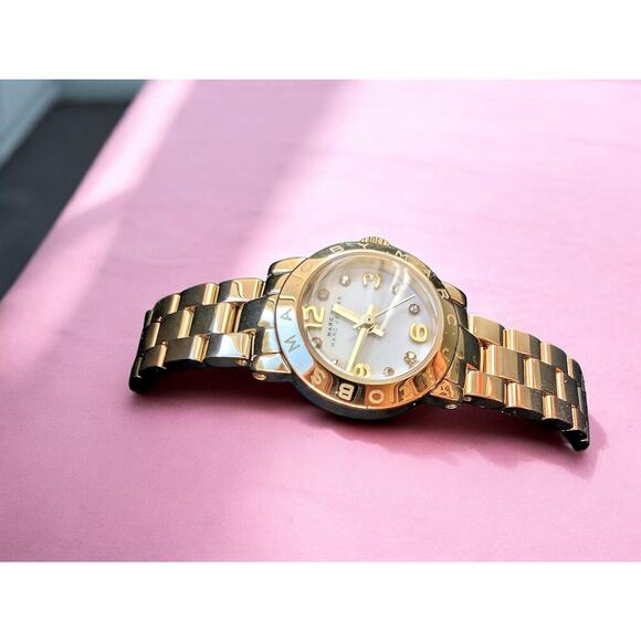 NIB Marc Jacobs MBM3226 Amy Dinky Gold Stainless Steel Women's Watch NWT - Picture 6 of 11